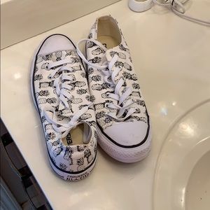 pineapple converse